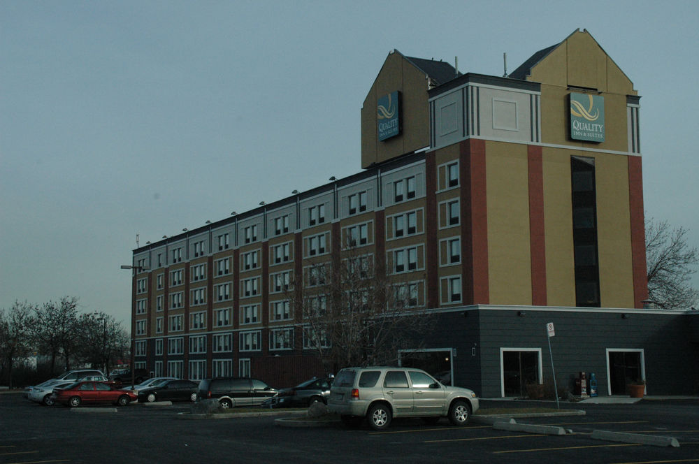 מיסיסאוגה Holiday Inn Express & Suites Toronto Airport West By Ihg מראה חיצוני תמונה