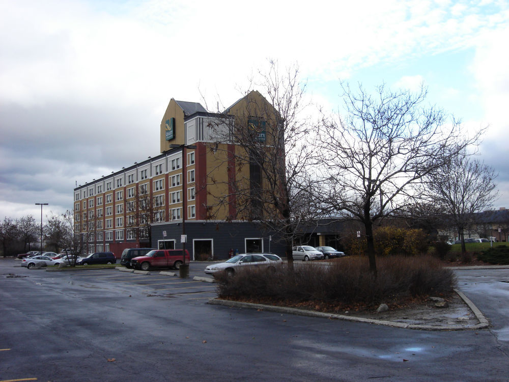 מיסיסאוגה Holiday Inn Express & Suites Toronto Airport West By Ihg מראה חיצוני תמונה