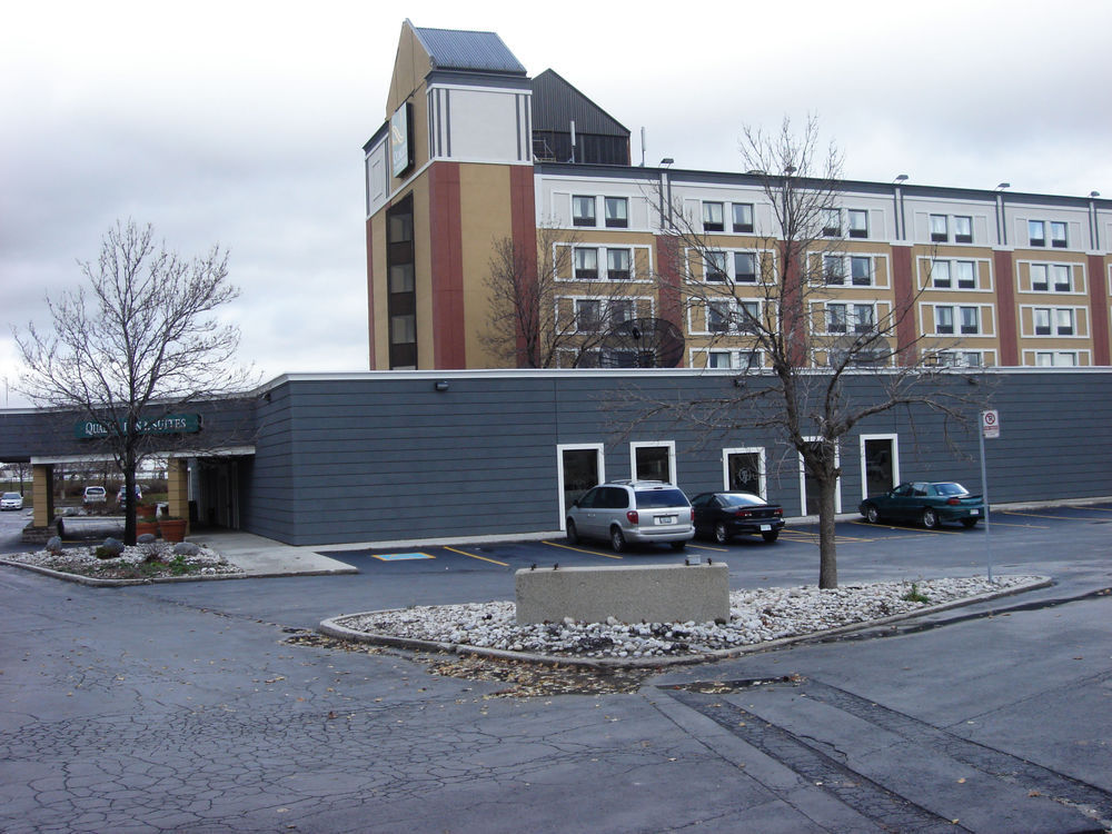 מיסיסאוגה Holiday Inn Express & Suites Toronto Airport West By Ihg מראה חיצוני תמונה