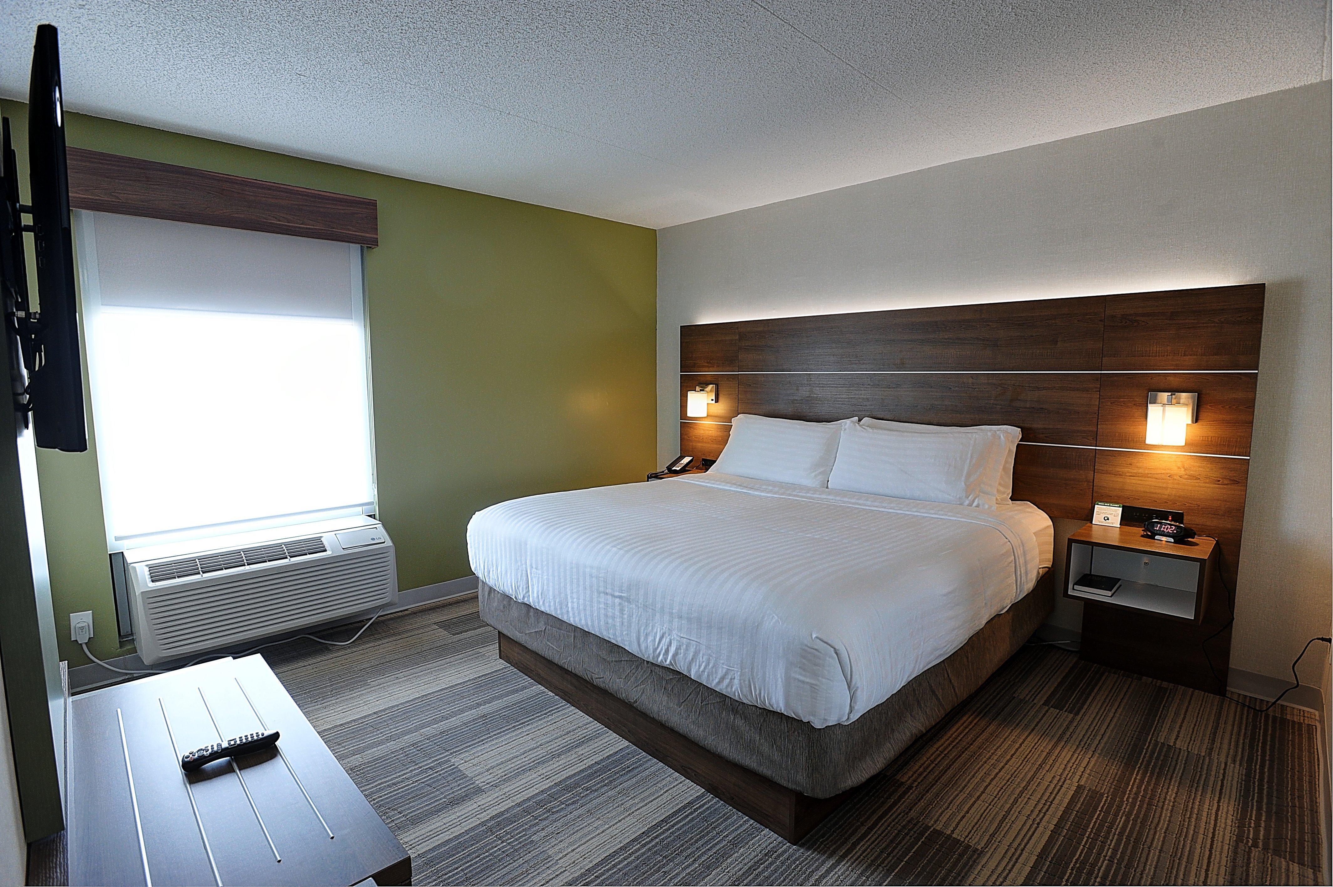 מיסיסאוגה Holiday Inn Express & Suites Toronto Airport West, An Ihg Hotel מראה חיצוני תמונה