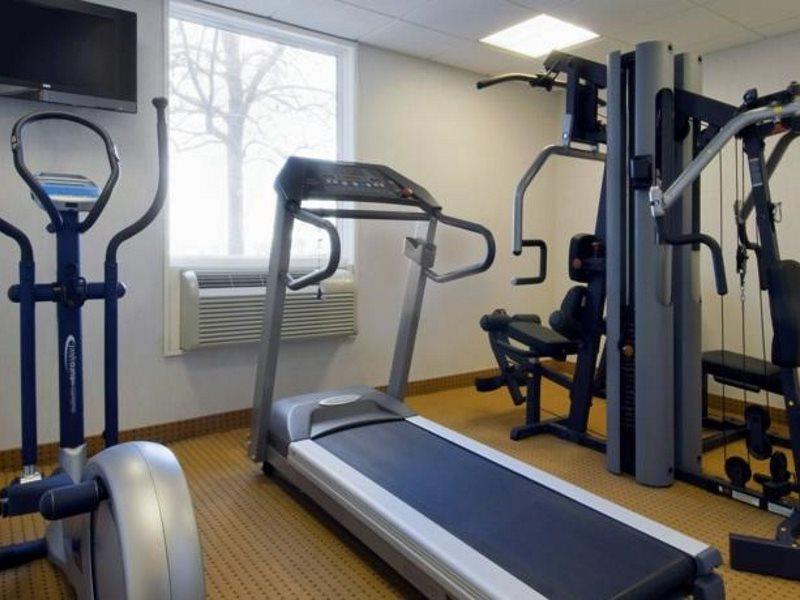 מיסיסאוגה Holiday Inn Express & Suites Toronto Airport West By Ihg מראה חיצוני תמונה