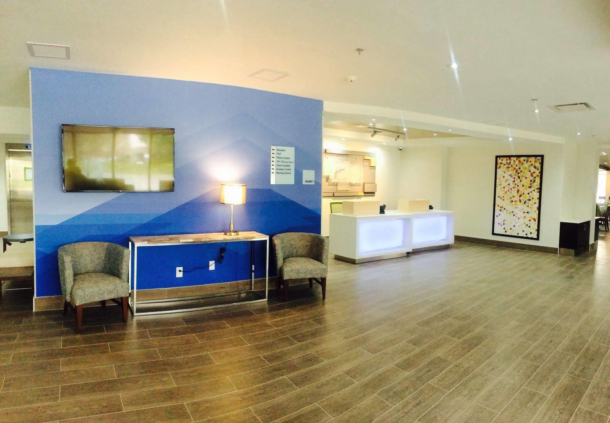 מיסיסאוגה Holiday Inn Express & Suites Toronto Airport West By Ihg מראה חיצוני תמונה